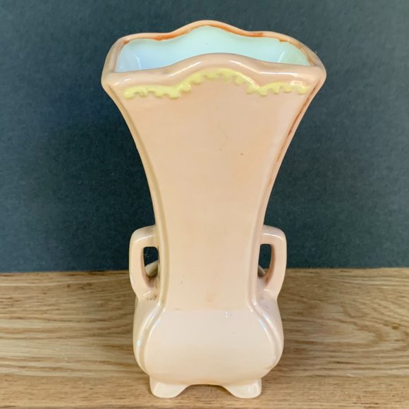VTG Vase Cameo -like Handles Woman Ceramic Soft Pink - Picture 6 of 12